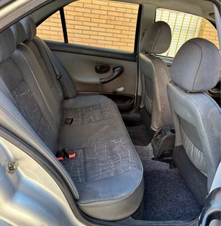 Peugeot 406