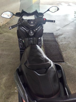 Yamaha XMAX 300 Tech MAX Negra/Gris