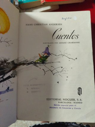 Cuentos, Hermanos Grimm y Hans Christian Andersen.