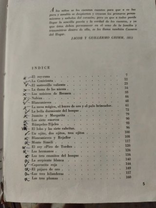 Cuentos, Hermanos Grimm y Hans Christian Andersen.