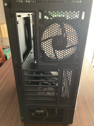 Case PC Mars Gaming con PSU