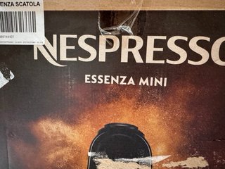 Cafetera Nespresso Essenza Mini Negra