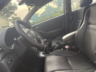 Toyota Avensis 2004