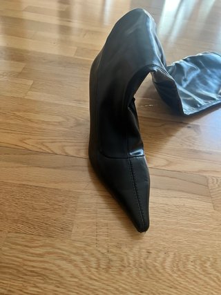 Botas altas negras sin estrenar