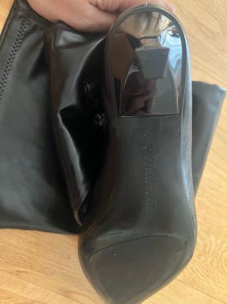 Botas altas negras sin estrenar