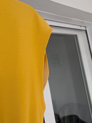 Mono corto amarillo talla M