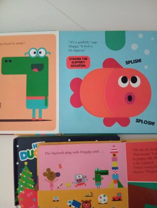 3 Duggee kids books in English verisons