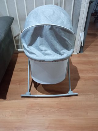 Cuna de bebé mecedora Moisés