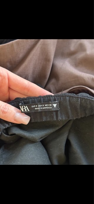 Vestido negro Zara