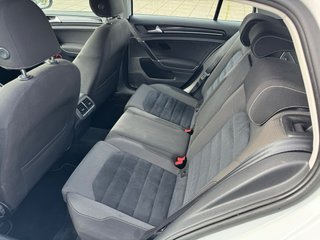 Volkswagen Golf VII 2.0 tdi 150cv R-line