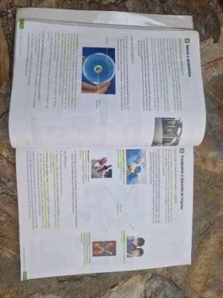 Biología y Geología. 3 Secundaria. Revuela. Cas...