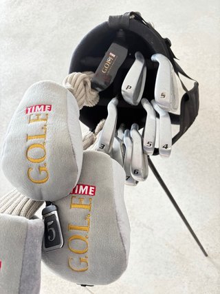 PACK COMPLETO DE PALOS GOLF TIME GOLF – COMO NUEVO