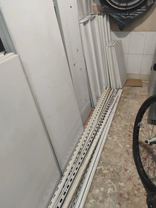 Estanterías metálicas