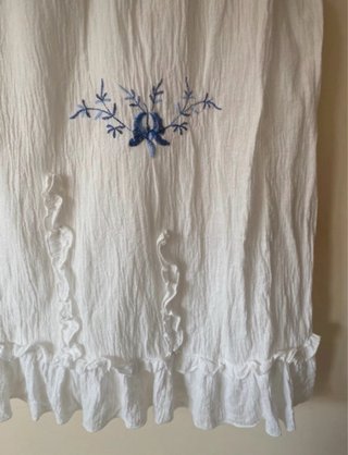 Falda Ibicenca Blanca con Bordado Azul