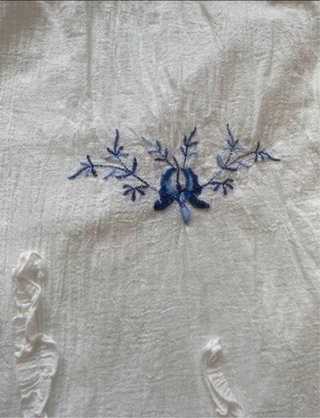 Falda Ibicenca Blanca con Bordado Azul