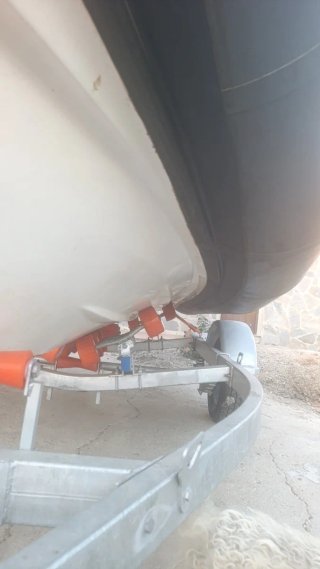 Semirrígida Valiant 4.5m