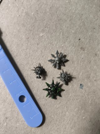 Símbolos Caos Warhammer 40k
