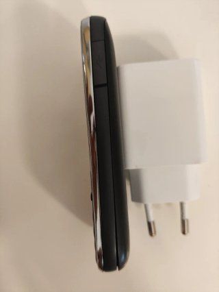 Nokia C2-01 y cargador