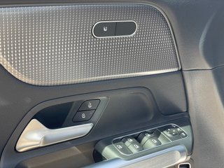 Mercedes-Benz GLB GLB 200