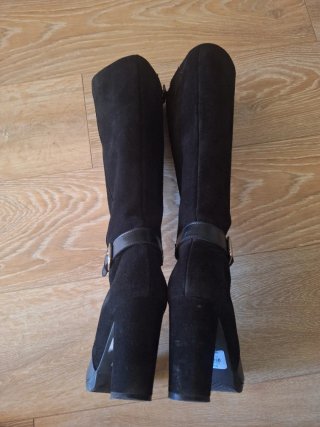 Botas Zendra ante y piel T.38.