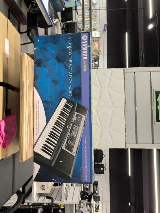 Teclado Yamaha 5 Octavas