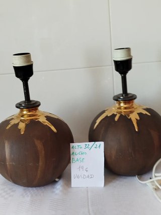 Lámparas de cerámica marrón y oro