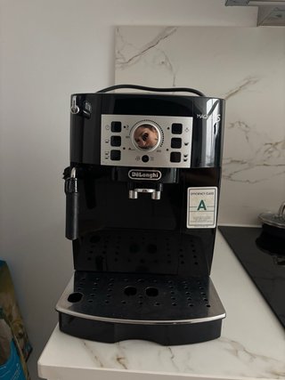Cafetera DeLonghi Magnifica S Automática