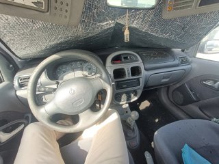 Renault Clio 2000