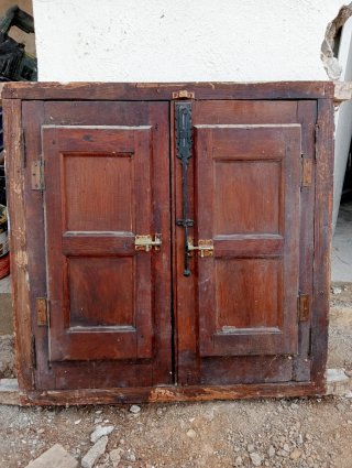 Ventana de madera antigua doble