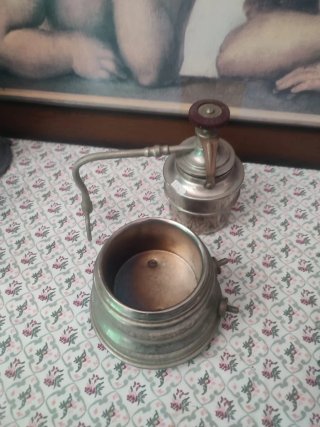 2 Vecchie Caffettiere Metalliche