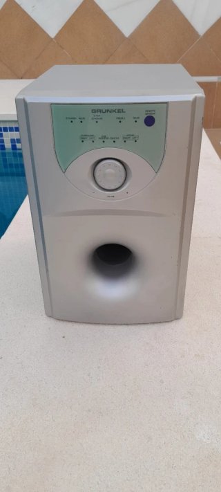 Subwoofer GRUNKEL Gris