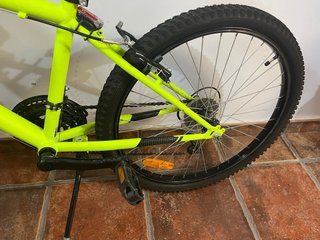 Bicicleta B'twin Montaña Verde Neón