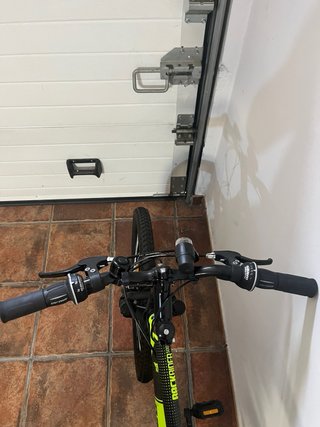 Bicicleta B'twin Montaña Verde Neón