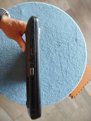 Toshiba Satellite C850 - Negro