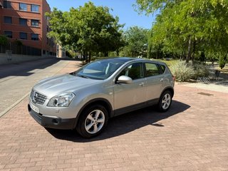 Nissan Qashqai 2.0 GASOLINA 5 PUERTAS