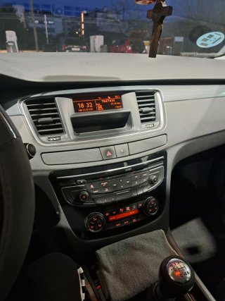 Peugeot 508sw  2011
