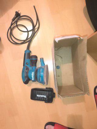 Pulidora Makita con un solo uso