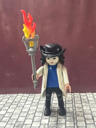 Playmobil figura con antorcha