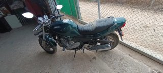 Yamaha XJ600N Verde