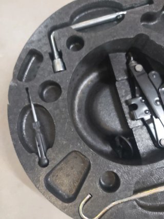 Rueda de repuesto Chevrolet Kalos sin uso