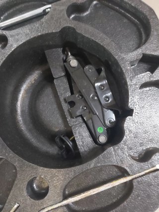 Rueda de repuesto Chevrolet Kalos sin uso