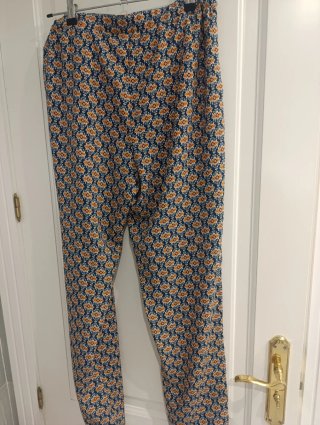 Pantaloni estivi stampati da donna