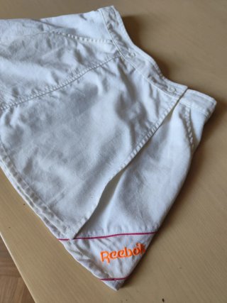 Falda deportiva Reebok blanca