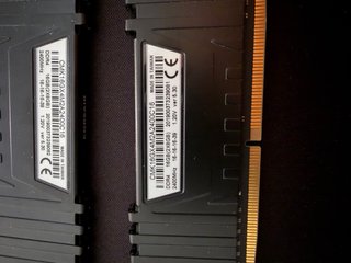 Corsair Vengeance LPX DDR4 2400MHz CL16 RAM