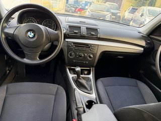 BMW 116i SPORT ETIQUETA C LLANTAS 17” GARANTIA