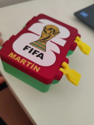 Caja cromos FIFA panini Mundial 3D + nombre