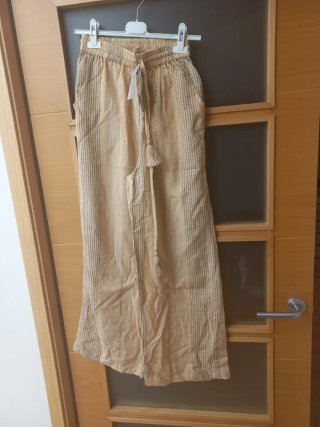 Kaftán bordado beige y negro y pantalon a juego