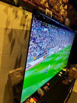 Samsung 65” Crystal 4K U7000F + Barra Sonido