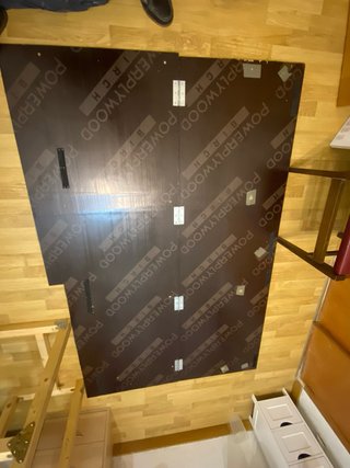 Cama abatible de madera para furgoneta camper