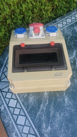 Caja Cuadro Eléctrico Obra IDE en Sils
